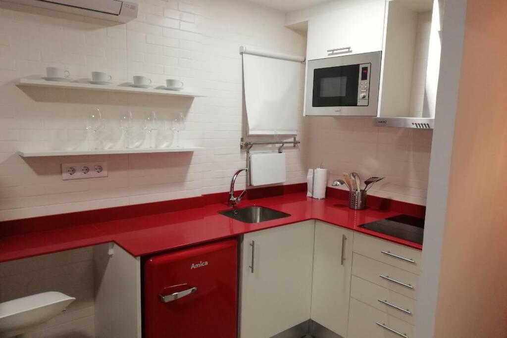 Apartament M1 Cool Loft 1 Min Walk To Metro 15 Min Center By Metro Esplugues de Llobregat Zewnętrze zdjęcie