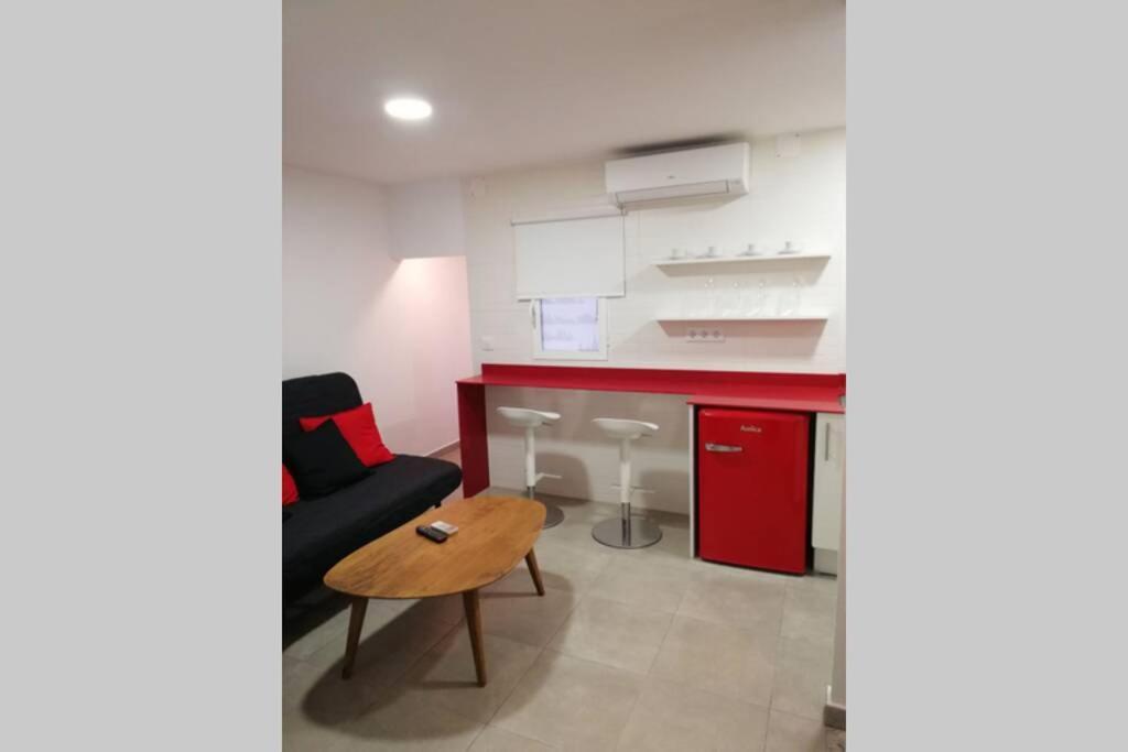 Apartament M1 Cool Loft 1 Min Walk To Metro 15 Min Center By Metro Esplugues de Llobregat Zewnętrze zdjęcie